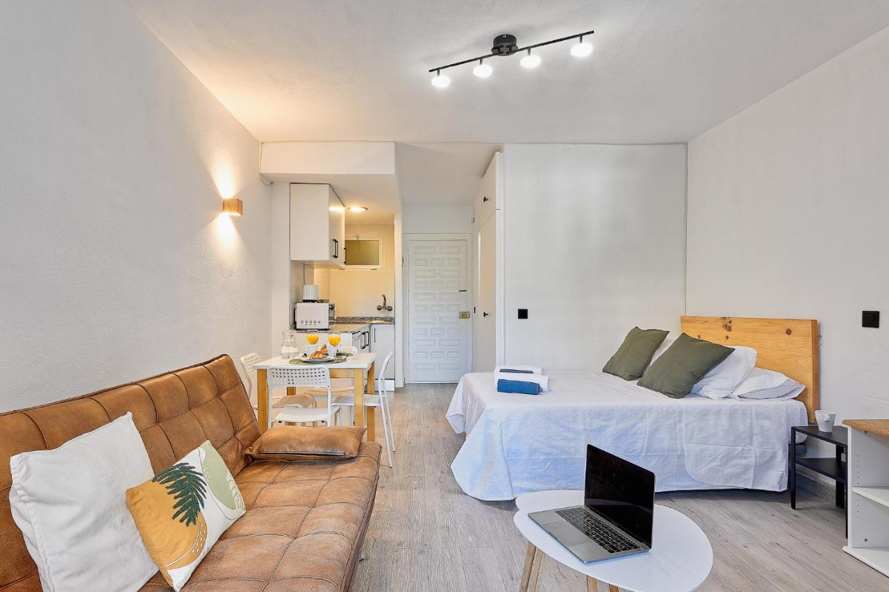 Lovely Home Estudio Jupiter Piscina Benalmadena Bagian luar foto