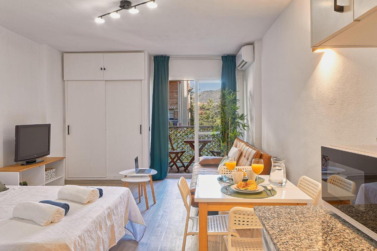 Lovely Home Estudio Jupiter Piscina Benalmadena Bagian luar foto